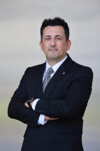 Abdi İbrahim’de 3 Üst Düzey Atama Ayşe Eralp, Cenk Çetin ve Göker Gökçe Yeni Görevlerine Başladı | OTC Plus Dergi 4 Göker Gökçe, Abdi İbrahim’de Üretim Tedarik Geliştirme ve Verimlilik Direktörü olarak göreve başladı – OTC Plus Dergi