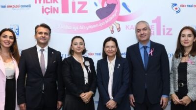 İyilik için Biriz. Novartis Türkiye’den Meme Kanseri Farkındalığına Destek | OTC Plus Dergi 5 Meme Kanseri Farkındalık Ayı Novartis Türkiye toplu etkinlik fotoğrafı