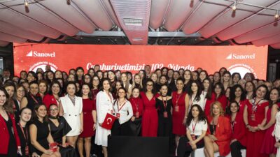 Sanovel Geleceğin Kadın Liderleri Projesi Resepsiyon Fotoğrafı