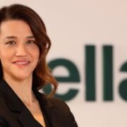 Opella Pelit Duman Röportajı Öz Bakımda Bilimsel ve Sürdürülebilir Vizyon | OTC Plus Dergi 2 Opella Türkiye Genel Müdürü Pelit Duman, OTC Plus Dergi için öz bakım ve sürdürülebilirlik vizyonunu değerlendiriyor