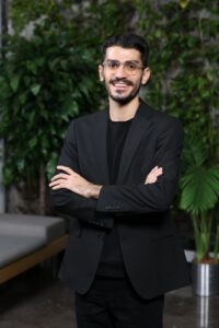 Bayer Kadın Sağlığı Çevik Operasyonel Mükemmeliyet Uzmanı Burak Kaya - Kadın sağlığı projeleri ve operasyonel süreçler üzerine OTC Plus Dergi röportajı.