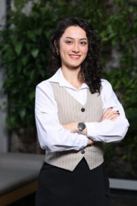 Bayer Kadın Sağlığı İş Birimi Strateji ve Büyüme Lideri Ecem Türkü Taşkıran - Sürdürülebilir kadın sağlığı stratejileri üzerine OTC Plus Dergi röportajı.