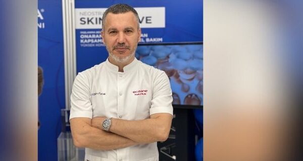 Ecz. Selim Parlak: Dijital Sağlık ve Tedaviye Uyum Röportajı 1 Ecz. Selim Parlak ile OTC Plus Dergi Dijital Sağlık Röportajı ve DİJİSAĞ 2 Vizyonu