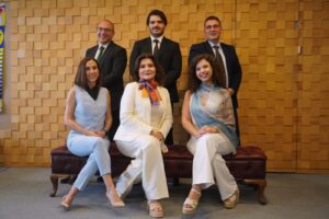 Ecz. Hülya Kayhan ile bilimsel aromaterapi, postbiyotik parfümler ve Berrybiyotik serisi üzerine ezber bozan özel röportaj OTC Plus'ta!